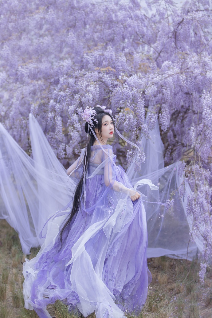 奇幻 · 排队时